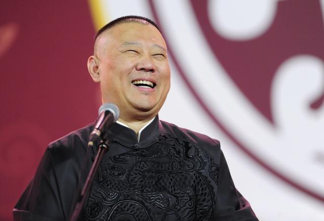 郭德纲为天津卫视相声春晚开场录3遍 而且备受瞩