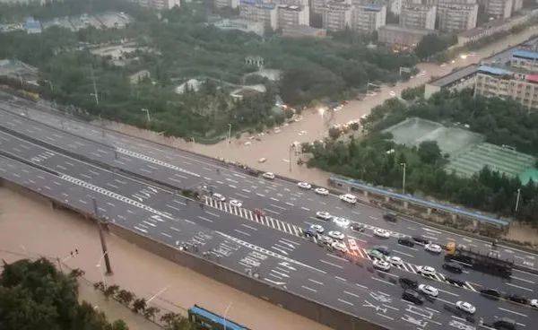 郑州暴雨24小时