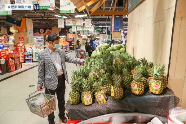 上海松江多家大型超市卖场规复线下营业